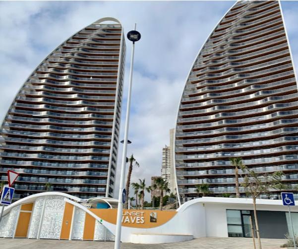 Sunset Waves Benidorm By Mar Holidays Exteriér fotografie