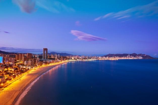 Sunset Waves Benidorm By Mar Holidays Exteriér fotografie